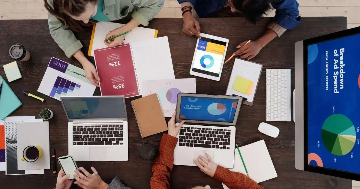 Best entry-level digital marketing jobs to start your career: roles and pay