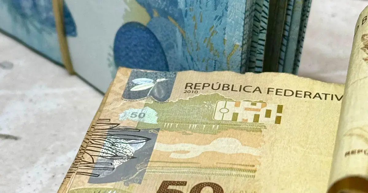 Comment négocier votre première offre d'emploi: tactiques clés et pièges