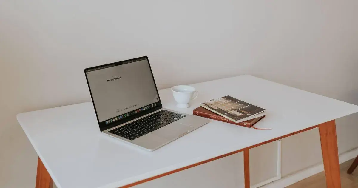 Comment rester productif en télétravail : 7 habitudes et outils qui tiennent