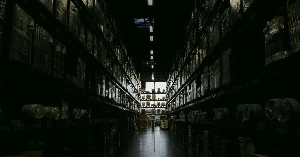 Exploring careers in logistics and warehouse management: roles, pay, key skills