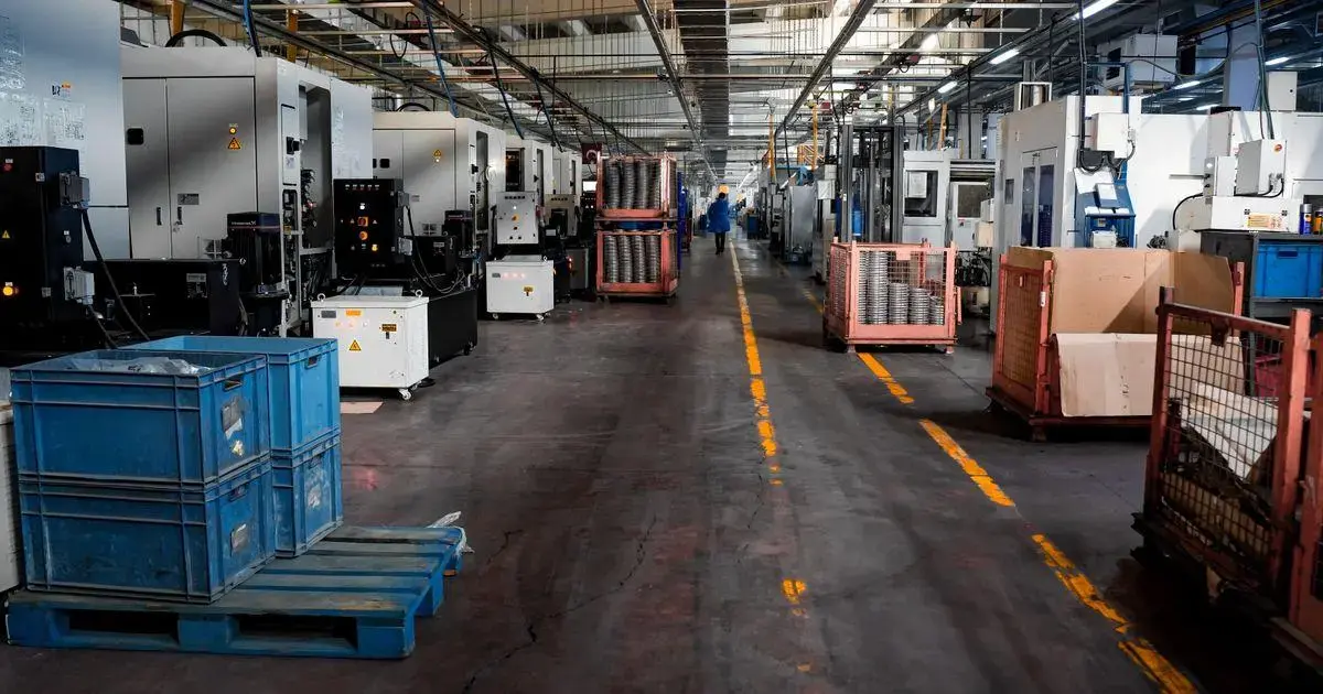 How Automation Is Reshaping Manufacturing Careers: skills to stay relevant now